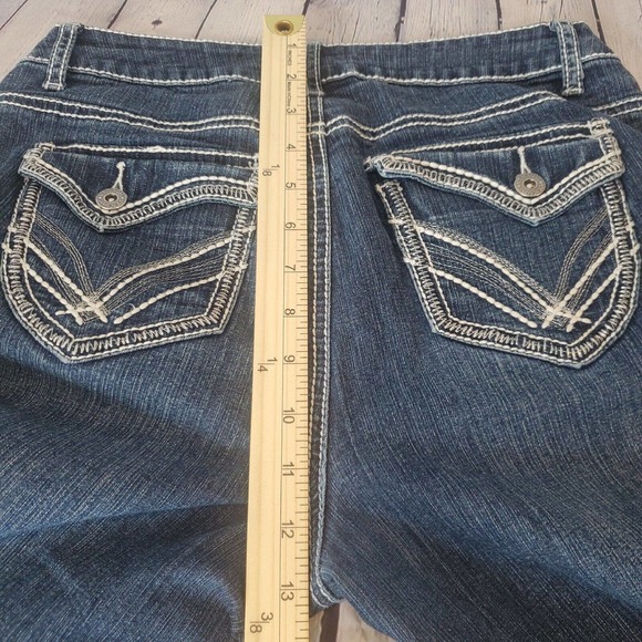 V.S.H. Jeans Women's Size 6 Straight Leg Embellished Pockets Denim Cropped - Picture 9 of 9